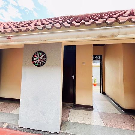 Silent Home Dar es Salaam Exterior photo
